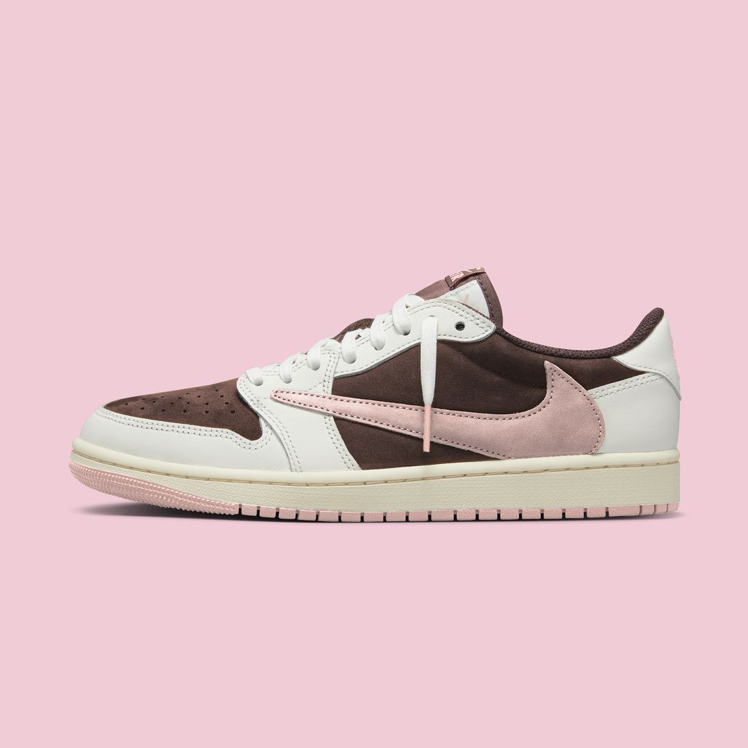 TRAVIS SCOTT × NIKE WMNS AIR JORDAN 1 LOW OG DARK PONY PINK OXFORD 