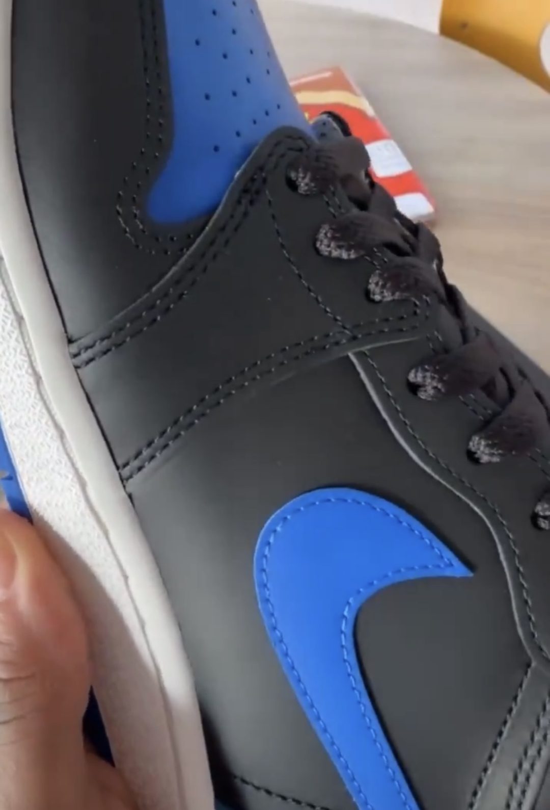nike-air-jordan-1-high-85-royal-release-2025-2026