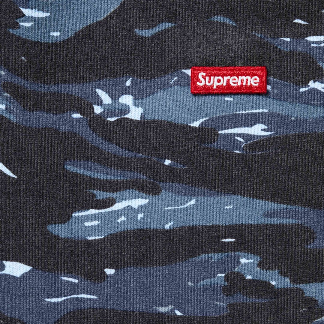 supreme-24fw-24aw-small-box-sweatpant