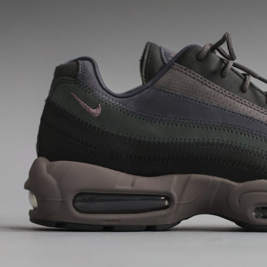 a-ma-maniere-nike-air-max-95-fz8743-201-release-2025-summer